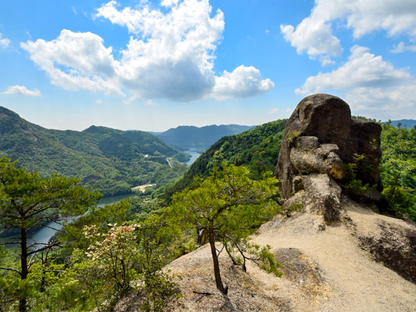 Mt. Shirataki