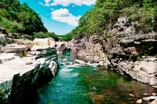 Yasakakyo　Gorge